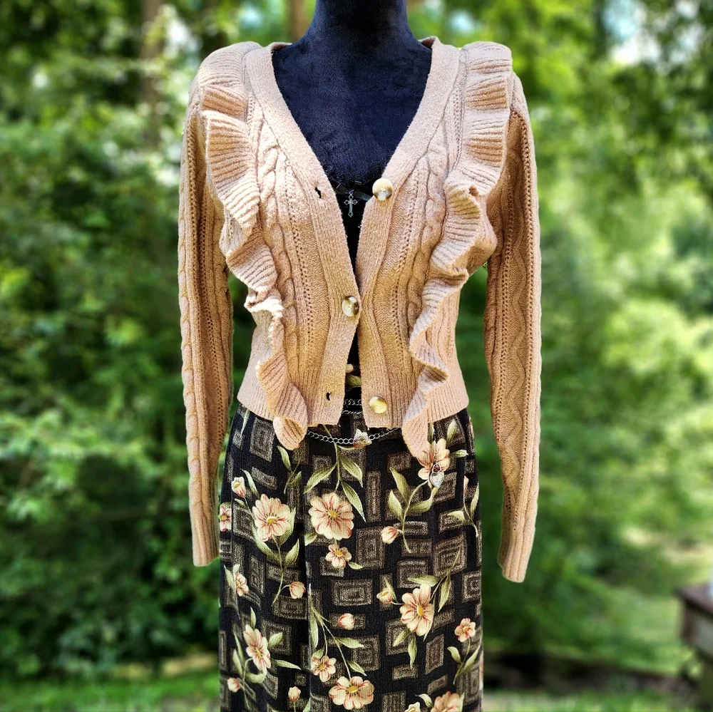 Button Up Ruffled Sweater ~ Nude/Cocoa Color NWOT - Picture 2 of 9